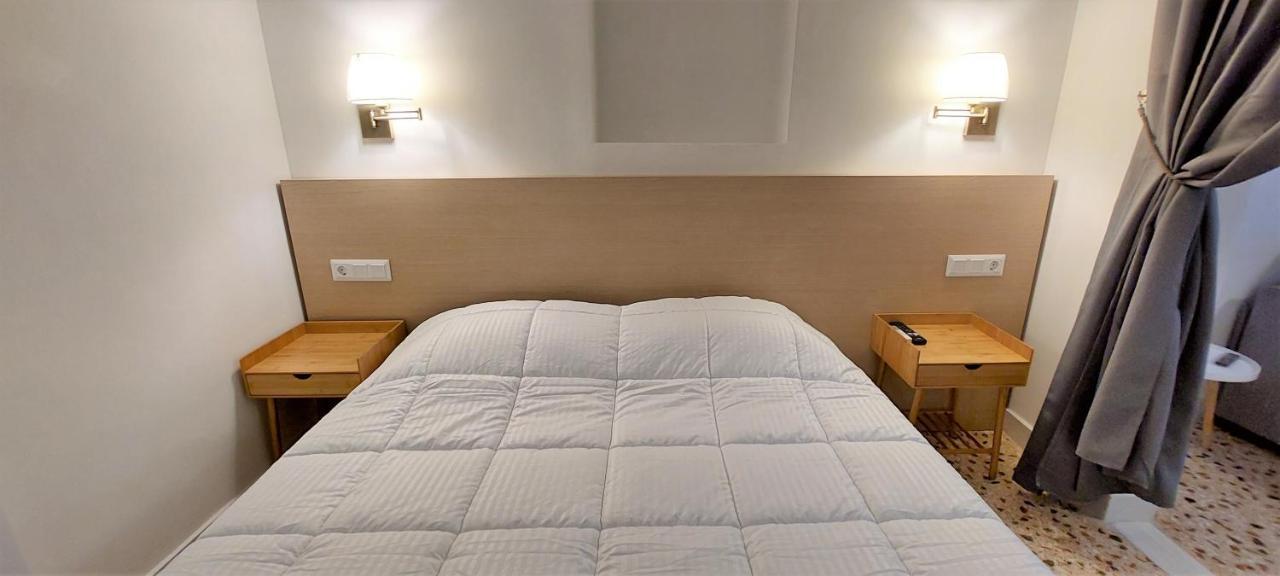 Athens Plaka Family Suites Atenas Exterior foto